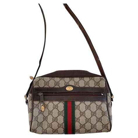 gucci gg supreme canvas sherry line crossbody bag|gucci neo vintage crossbody bag.